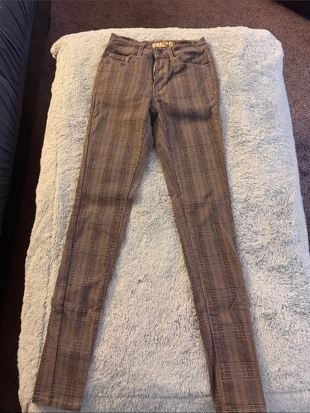 Hybrid & company Brown Plaid Skinny Pants